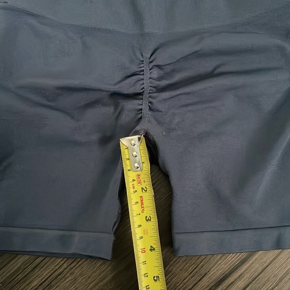 Alphalete amplify shorts size small - Picture 6 of 6